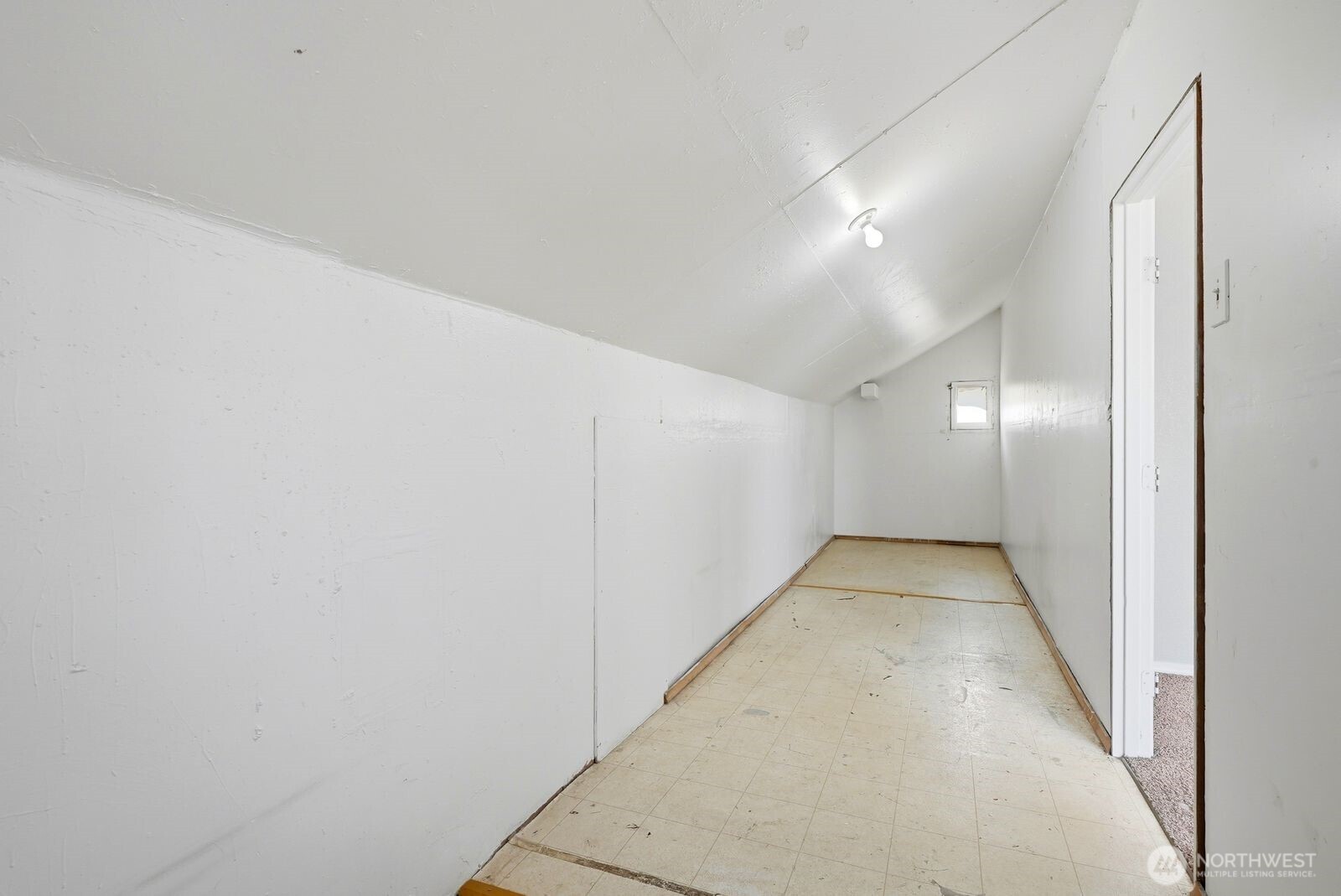 502 W Washington Avenue Property Photo 19
