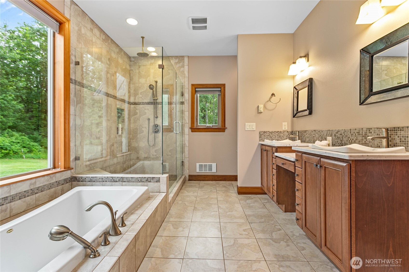 2692 H Street Road Property Photo 20