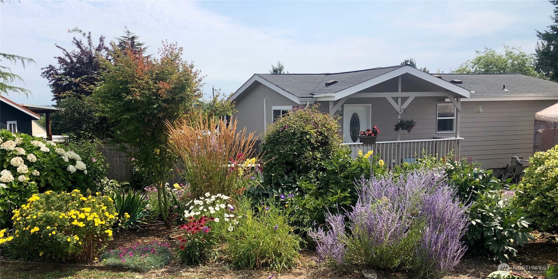5545 Hillvue Road Property Photo 1