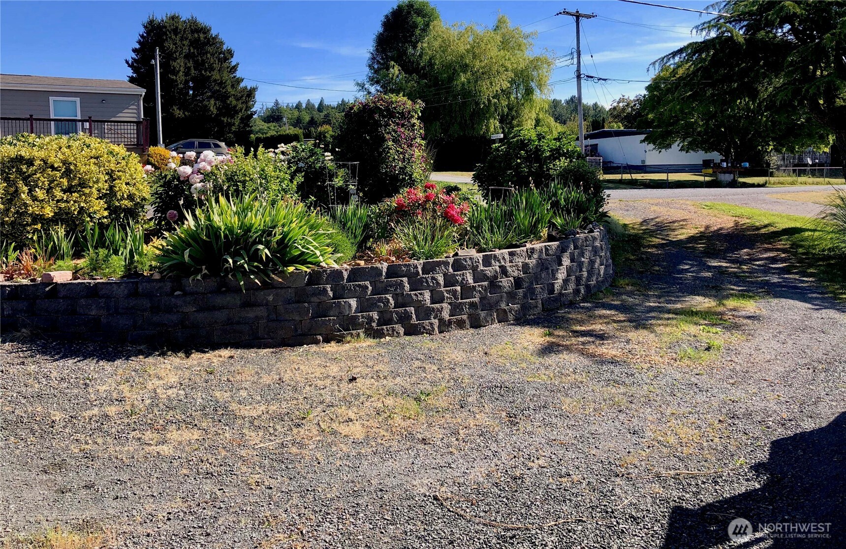 5545 Hillvue Road Property Photo 5