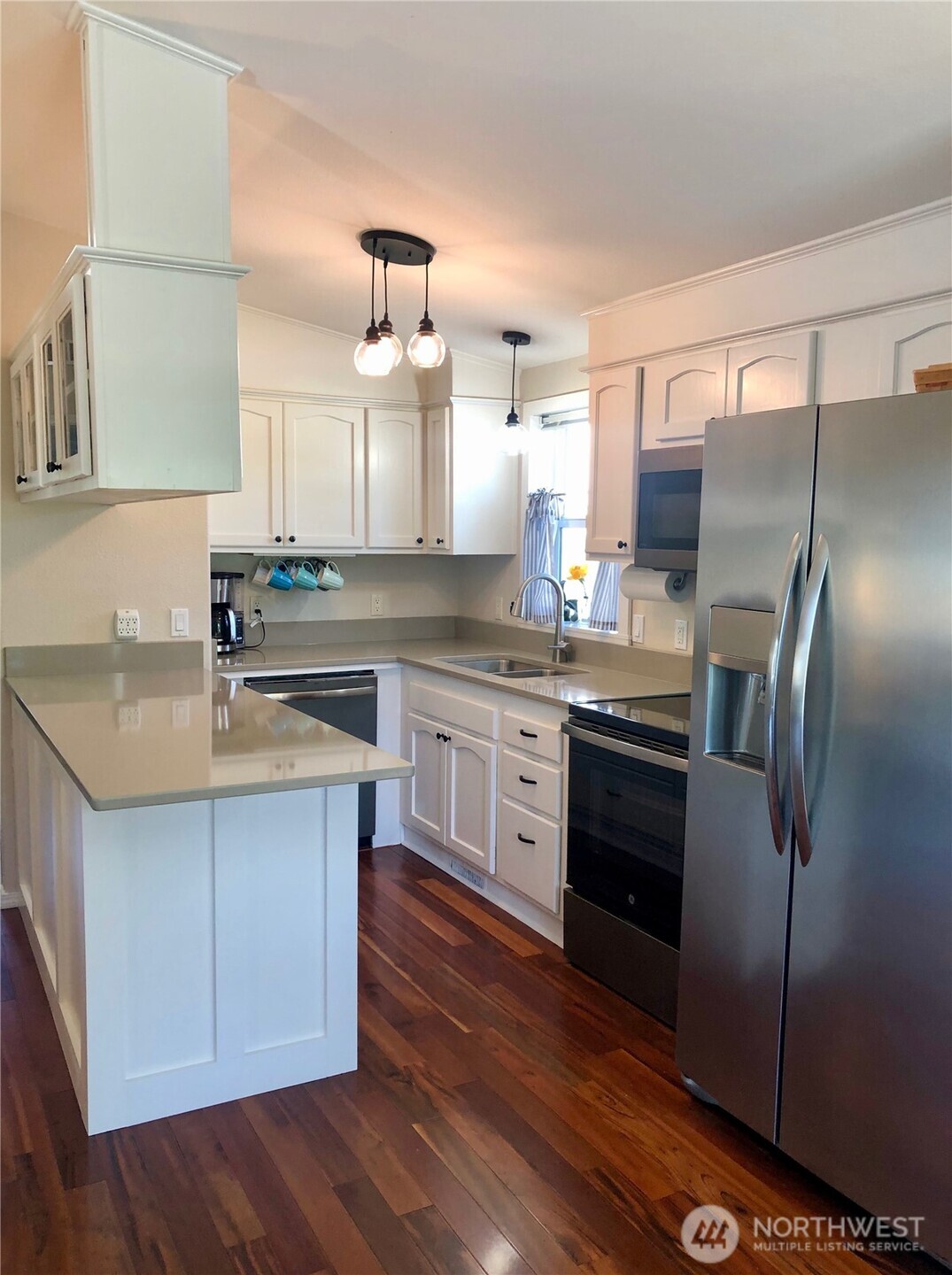 5545 Hillvue Road Property Photo 10