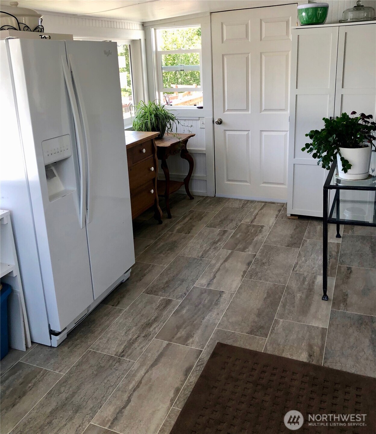 5545 Hillvue Road Property Photo 13