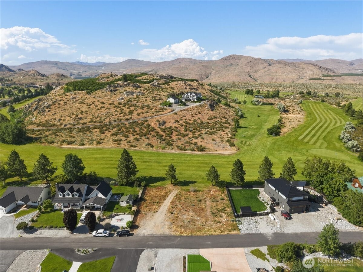 55 Long Drive Property Photo 10