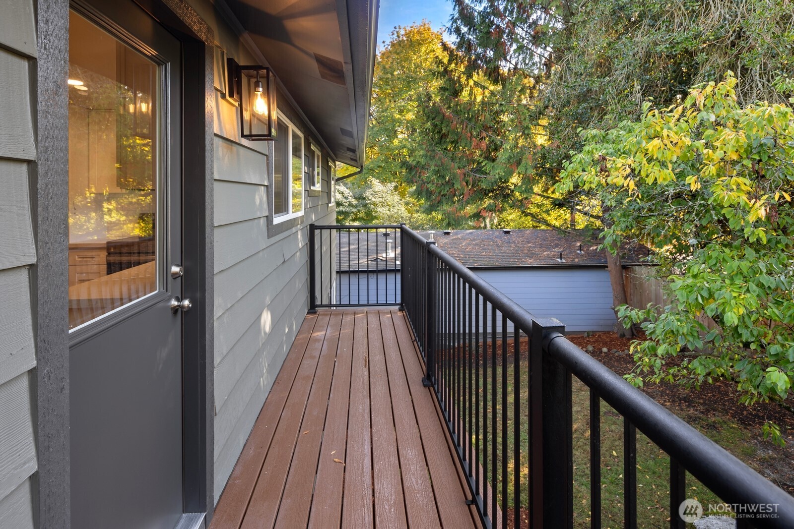 845 Kirkland Way Property Photo 4