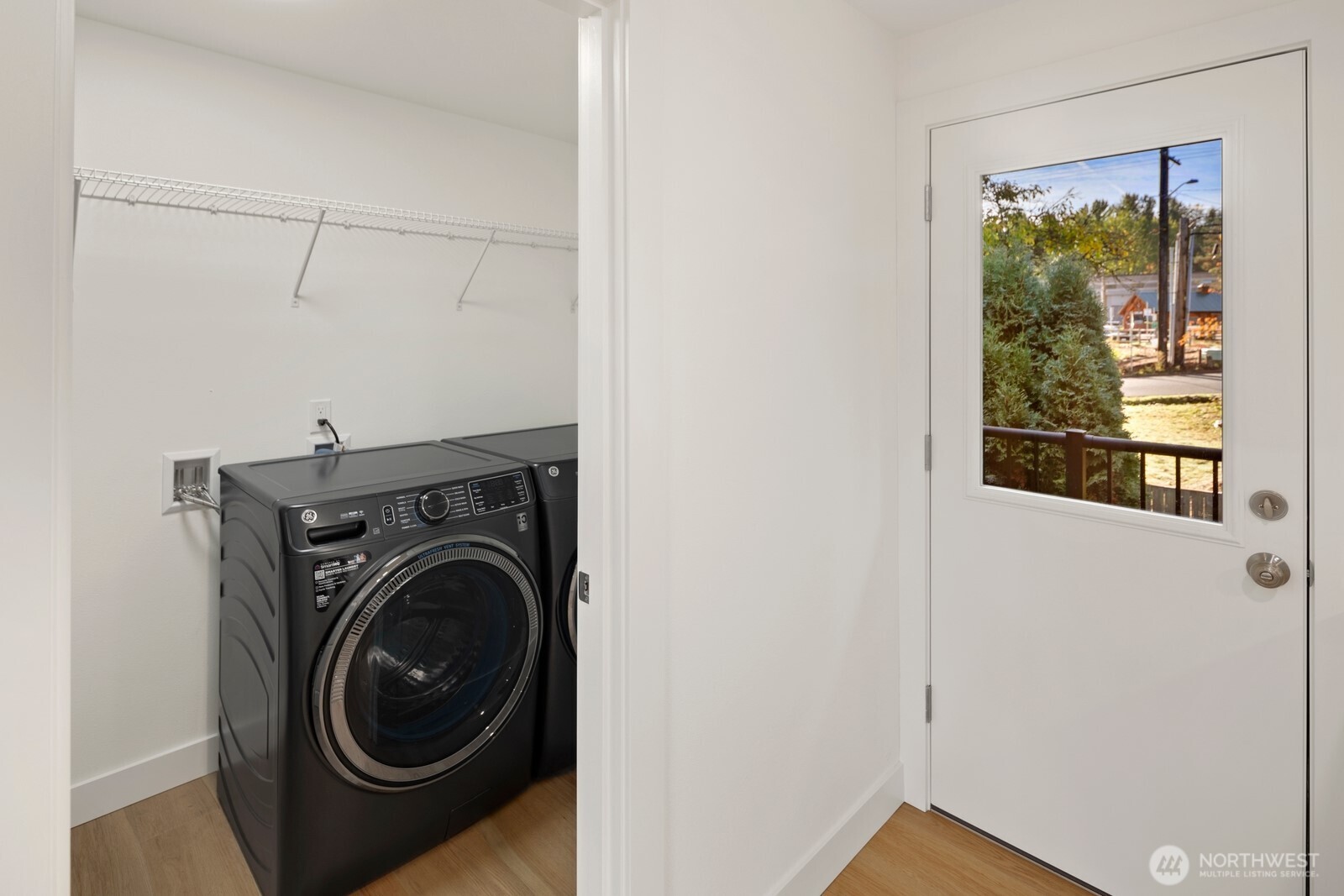 845 Kirkland Way Property Photo 35