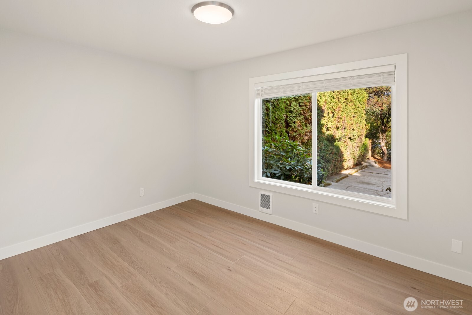 845 Kirkland Way Property Photo 17