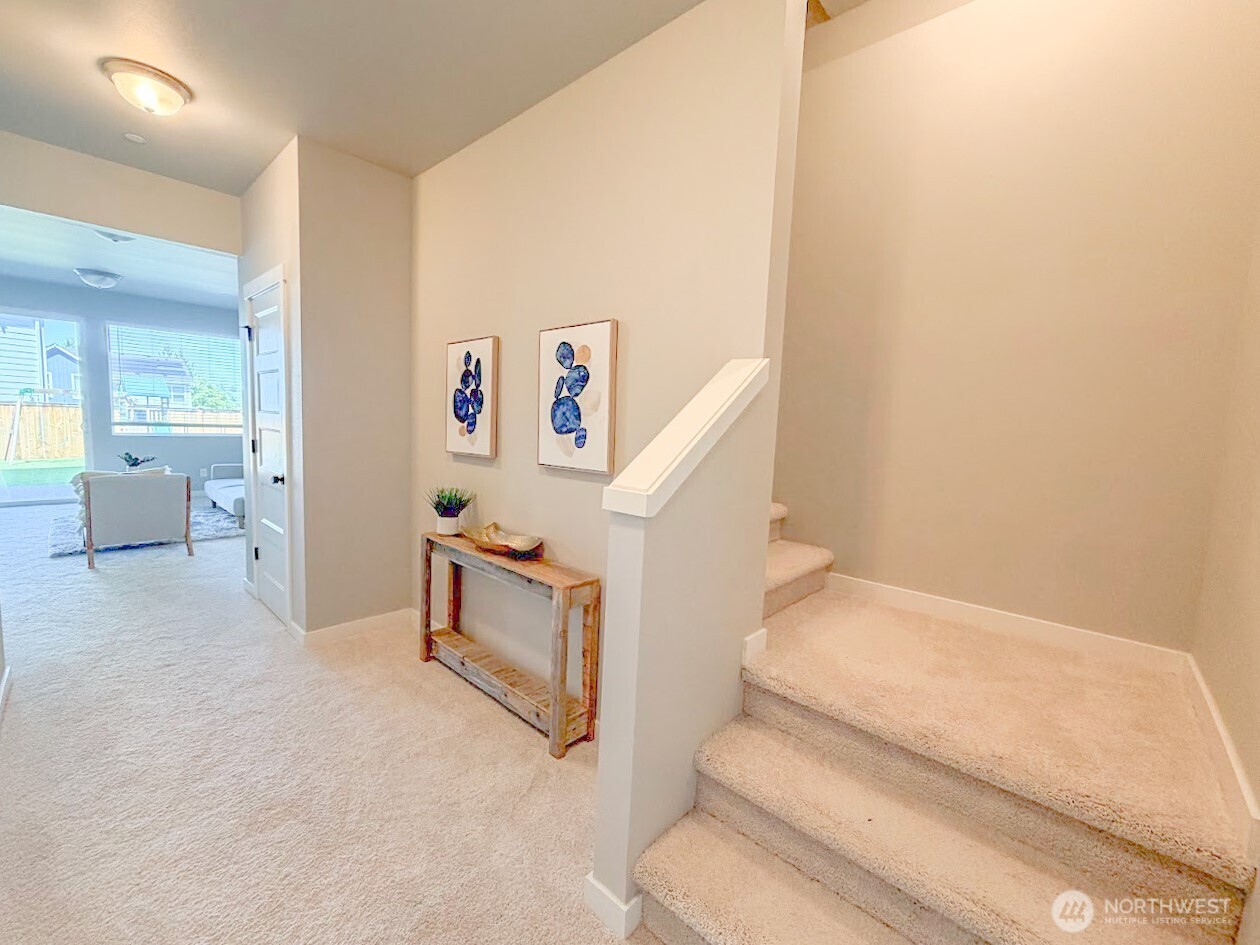 6843 46th Street Property Photo 7