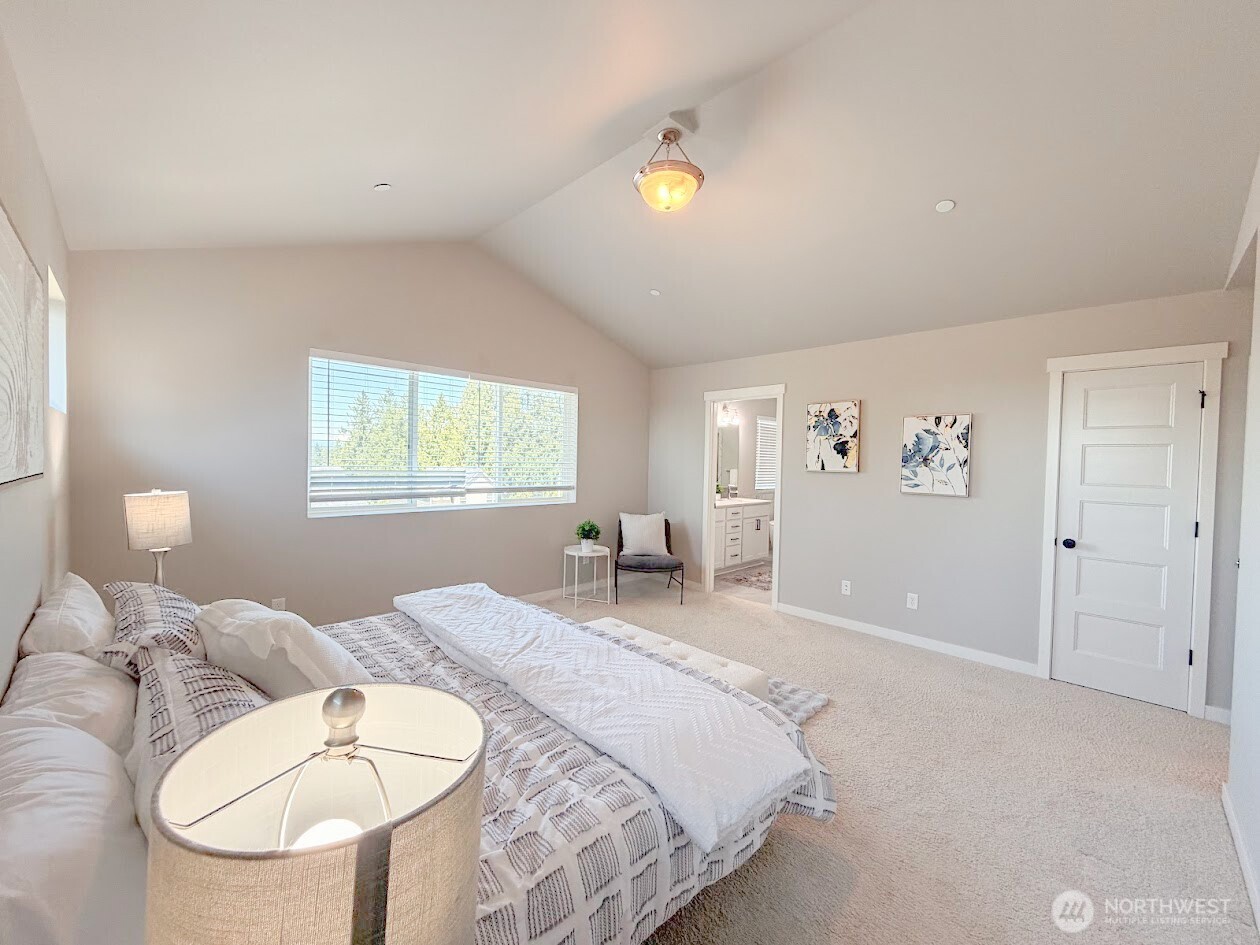 6843 46th Street Property Photo 11