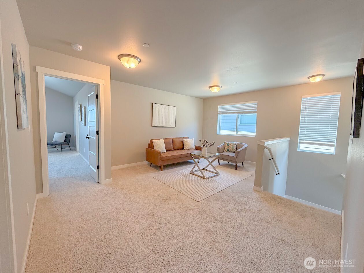 6843 46th Street Property Photo 20