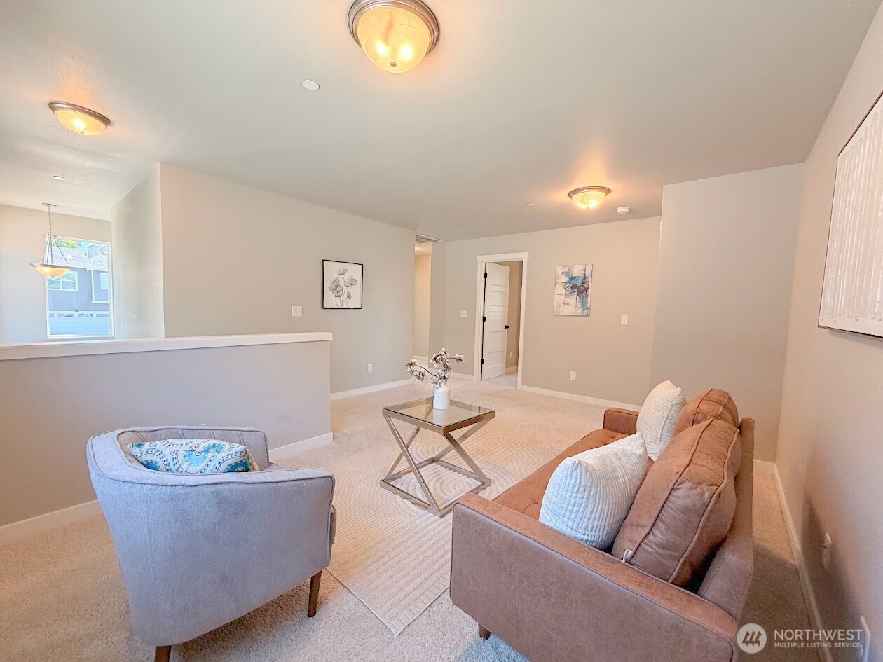 6843 46th Street Property Photo 21