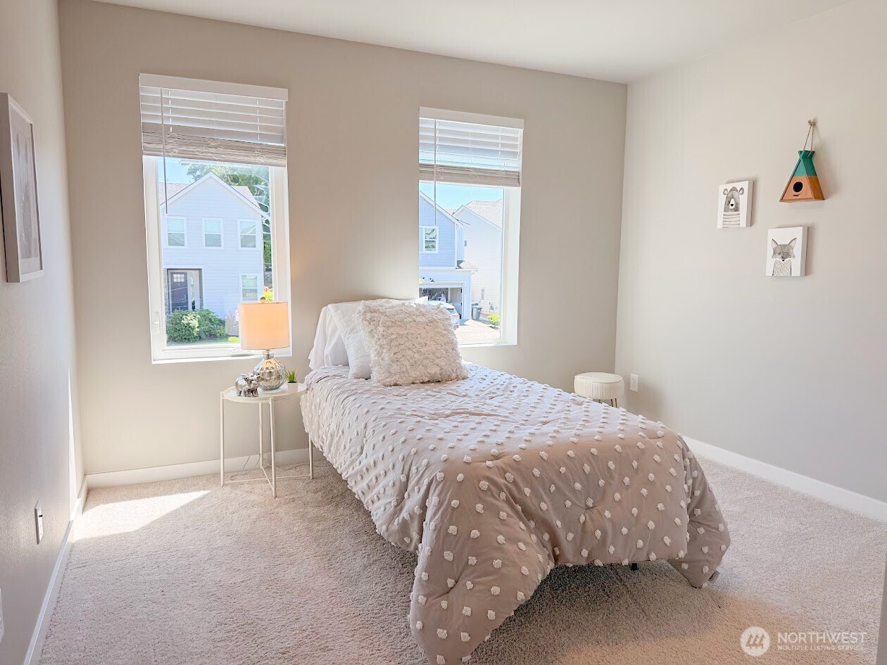 6843 46th Street Property Photo 28