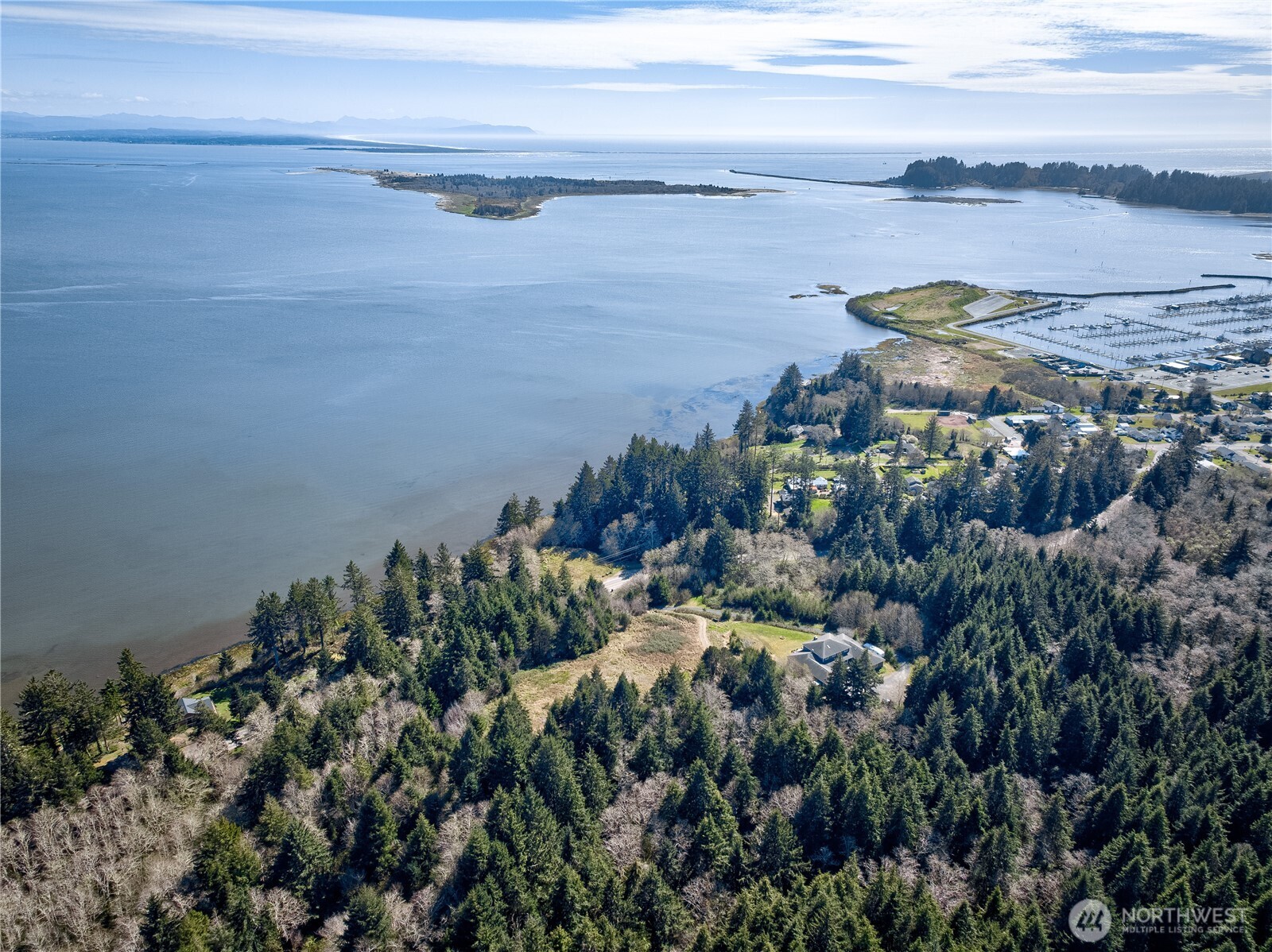 1740 State Route 101 Property Photo 5