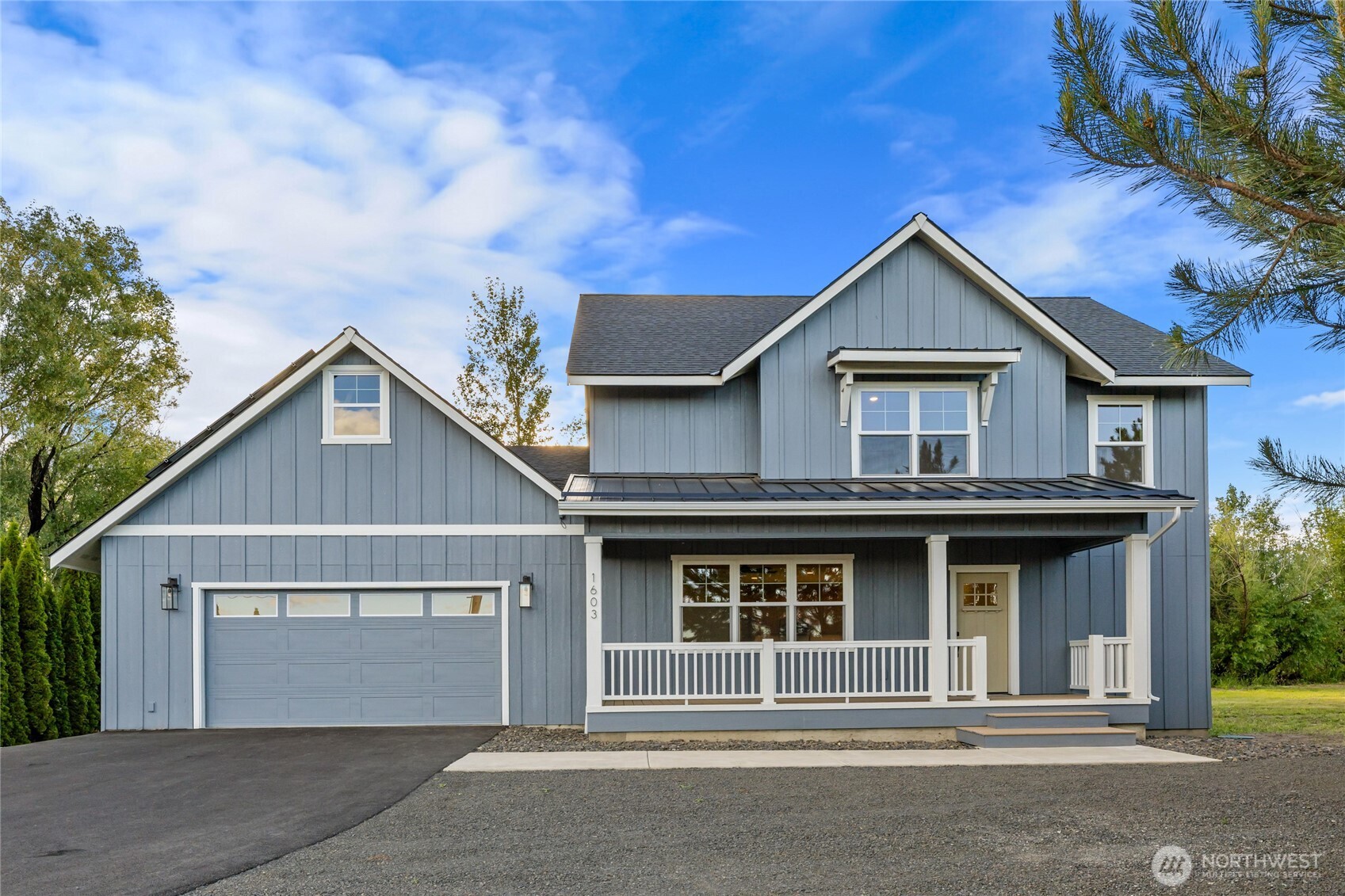 1603 W Dry Creek Property Photo 1
