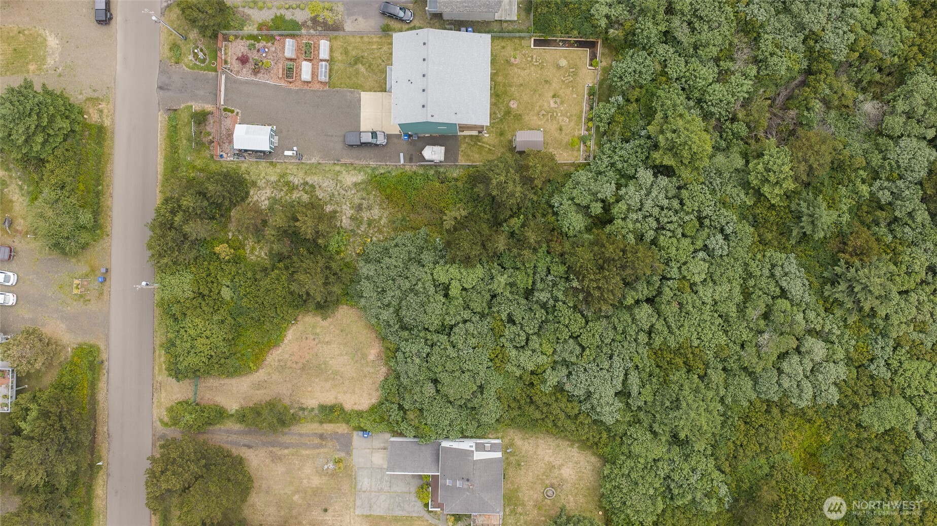 163 Sand Dune Avenue Property Photo 9