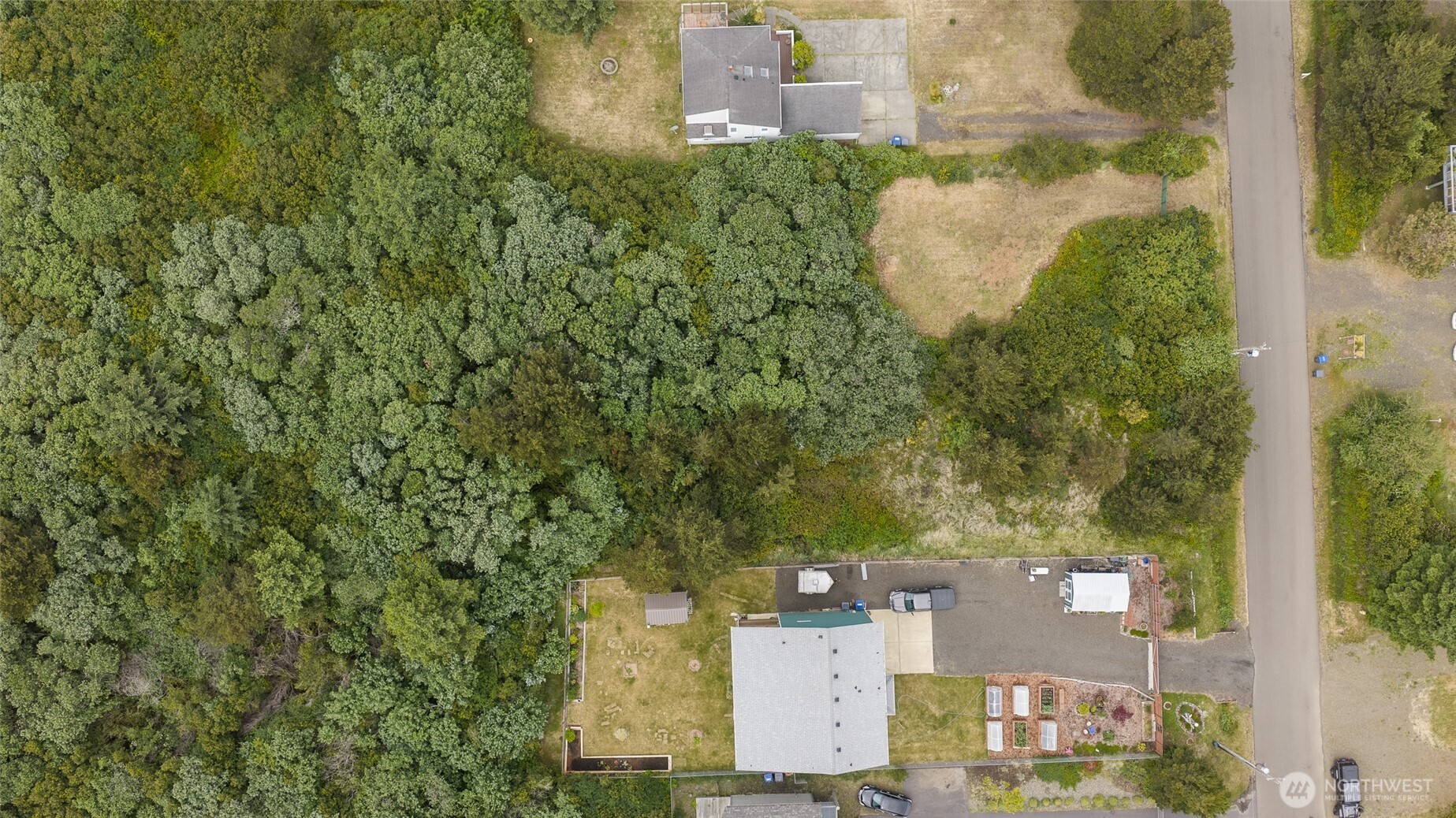 163 Sand Dune Avenue Property Photo 11
