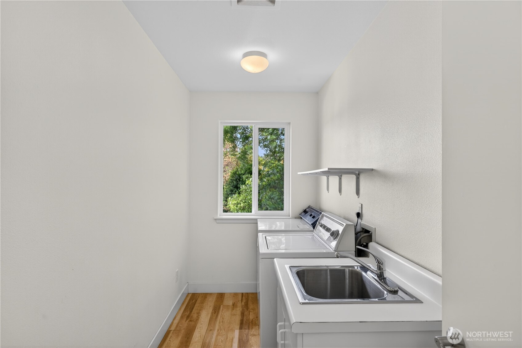 837 Shoshone Drive Property Photo 18