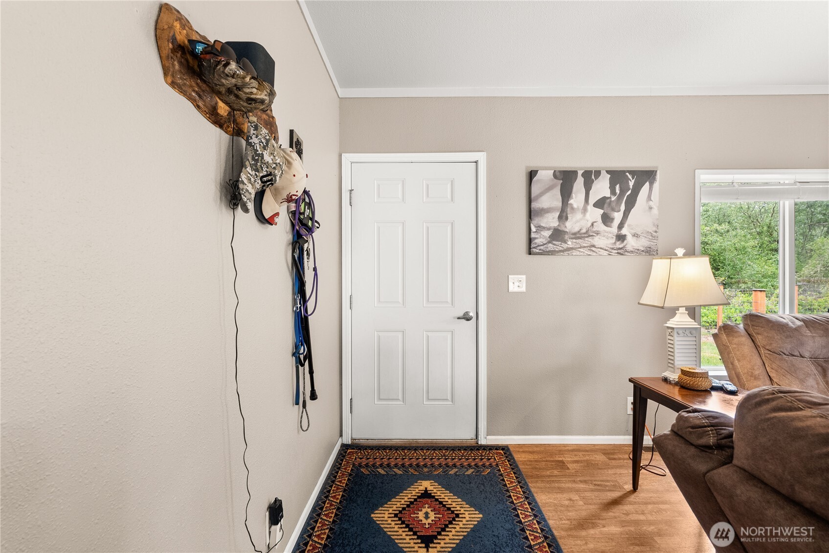 372 Eridani Loop Property Photo 4