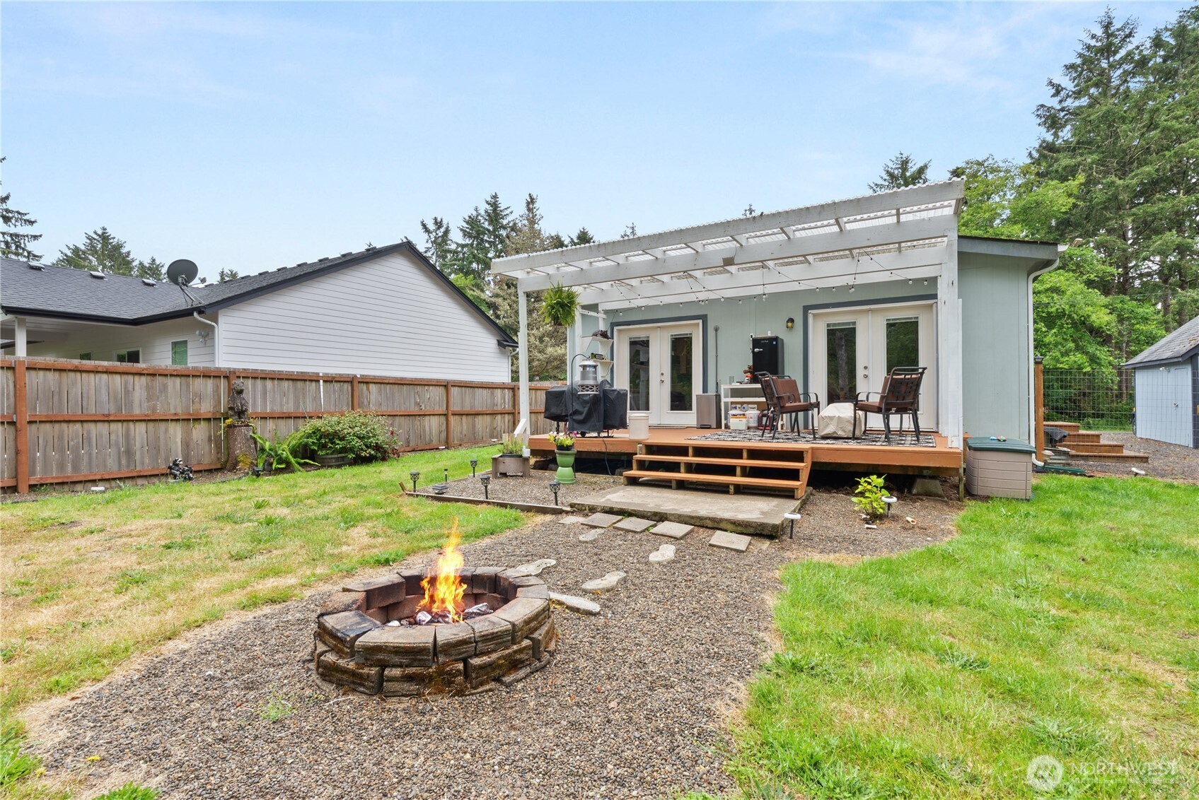 372 Eridani Loop Property Photo 20