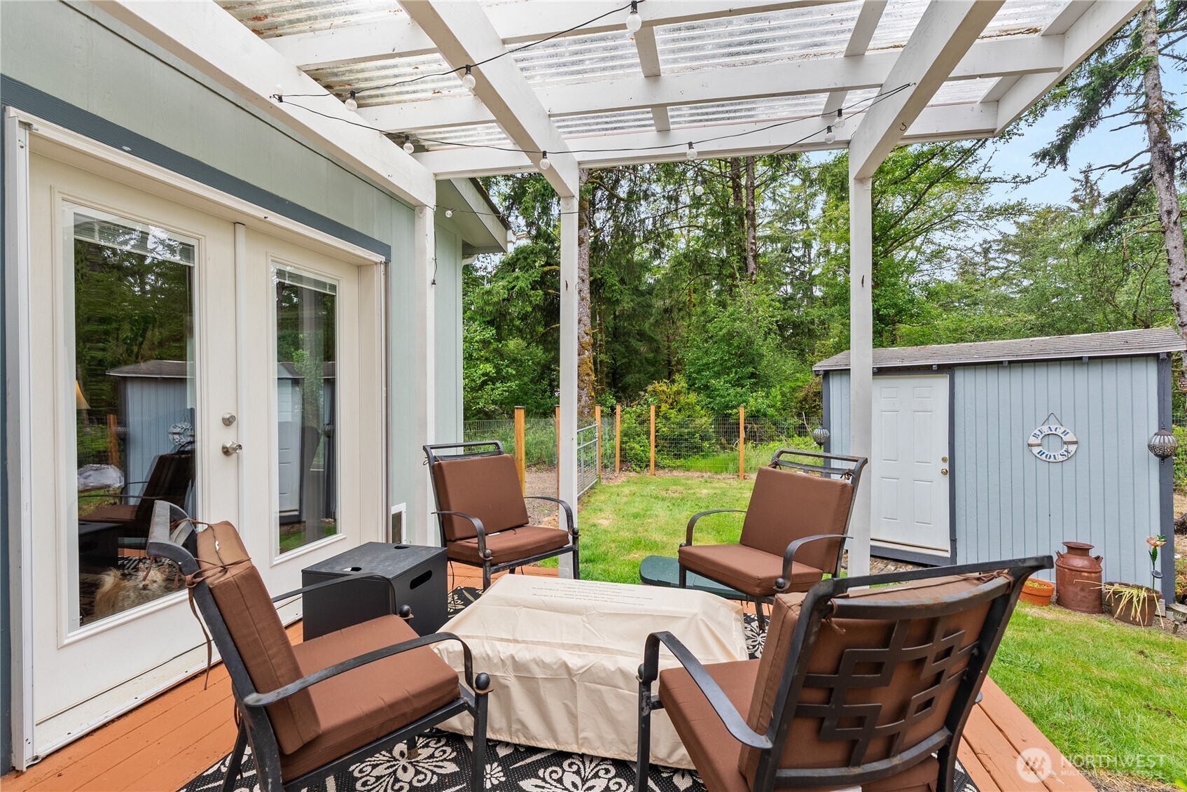 372 Eridani Loop Property Photo 23
