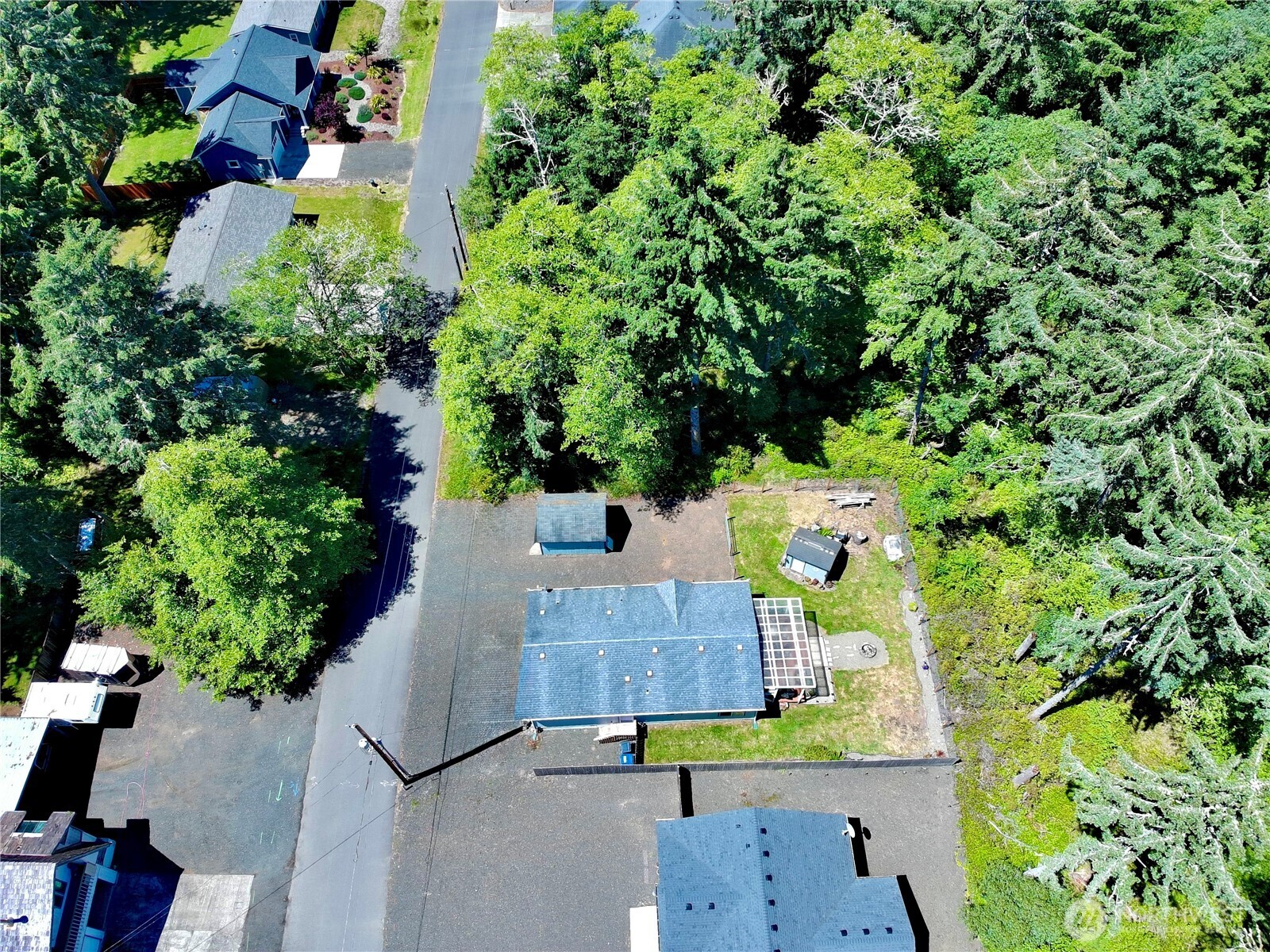 372 Eridani Loop Property Photo 35