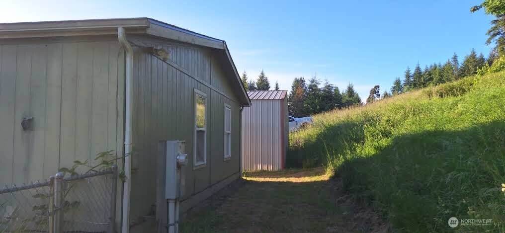 1009 Ne Soland Court Property Photo 5