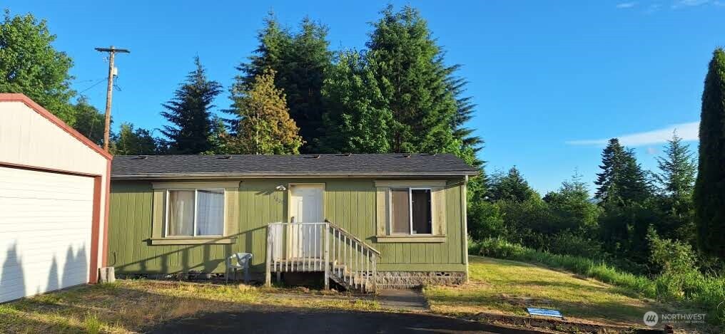 1009 Ne Soland Court Property Photo 8