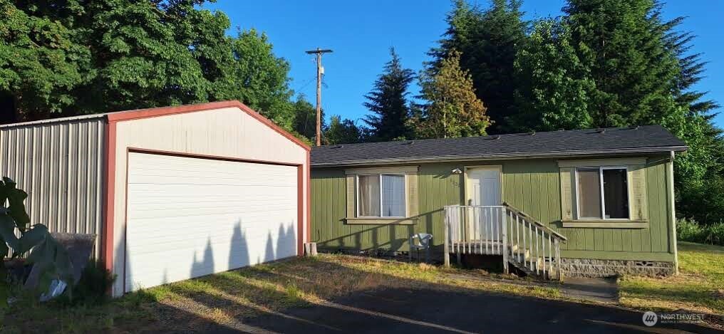 1009 Ne Soland Court Property Photo 9
