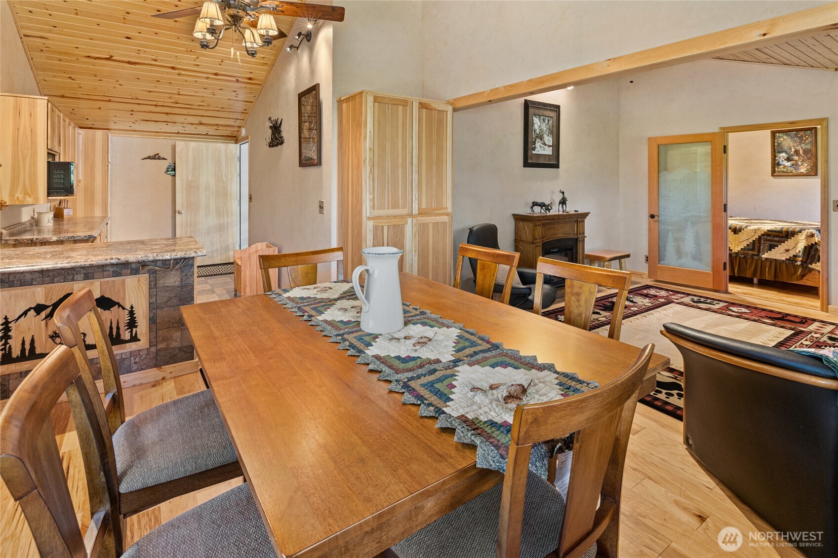 1321 Hazelnut Lane Property Photo 15
