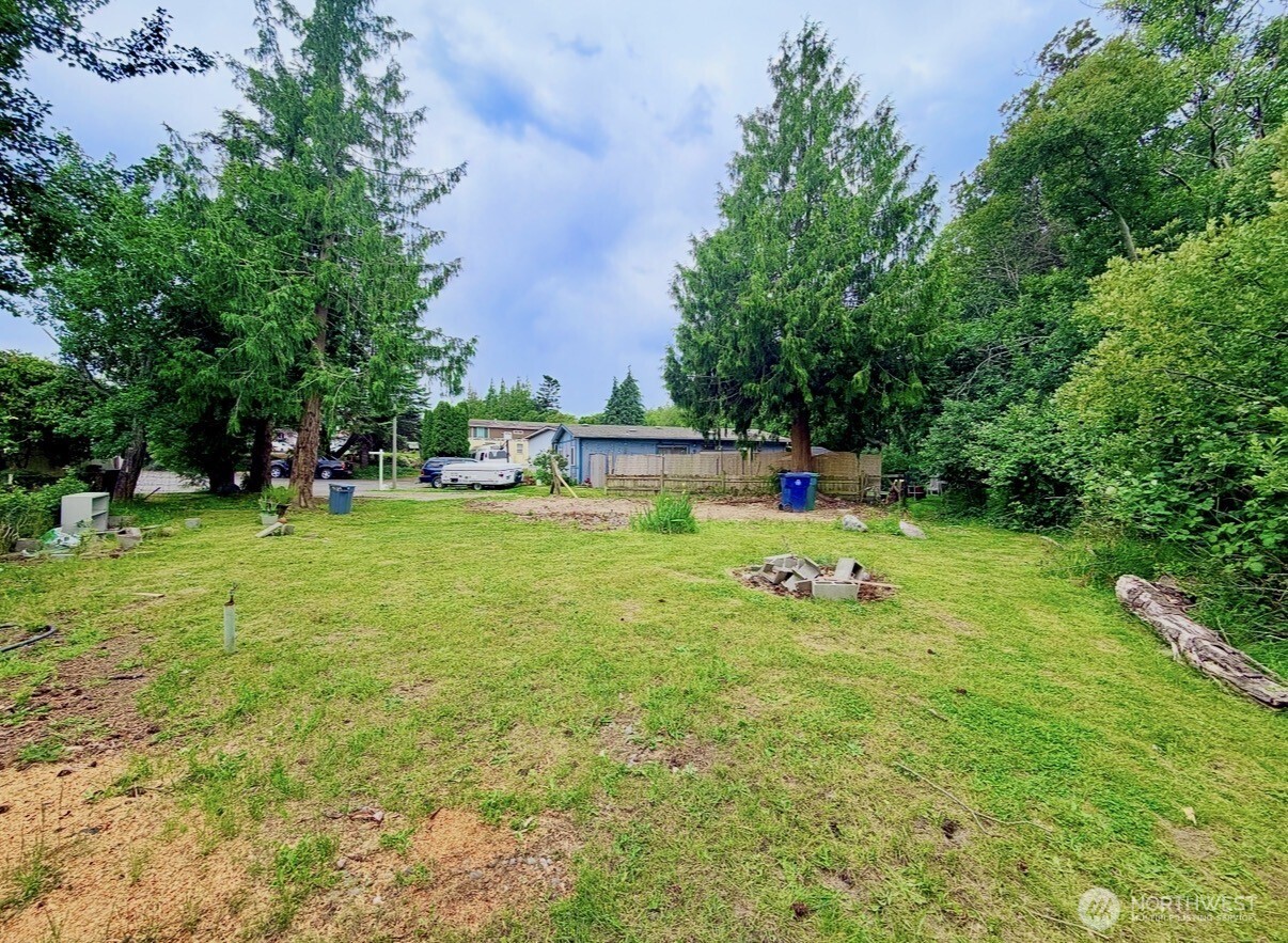 2317 Twin Place Property Photo 6