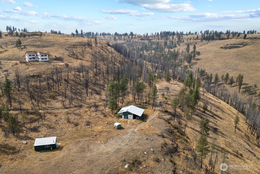 31725 N Hawk Creek Ranch Rd Property Photo 34