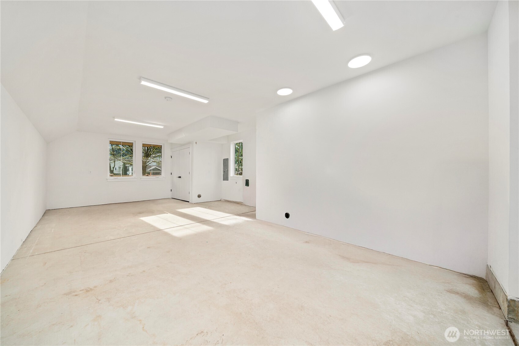537 Nw Juniper Street Property Photo 32