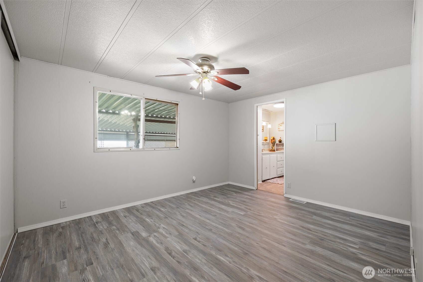 2205 Butterfield Road 247 Property Photo 15
