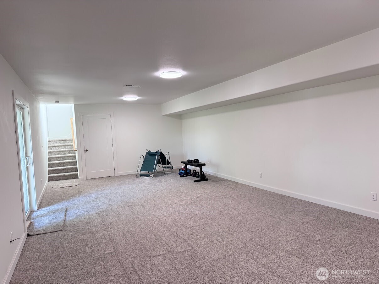 1511 N Anne Avenue Property Photo 13