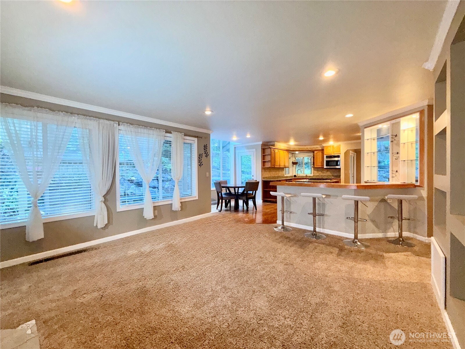 15827 Se 156th Court Property Photo 4