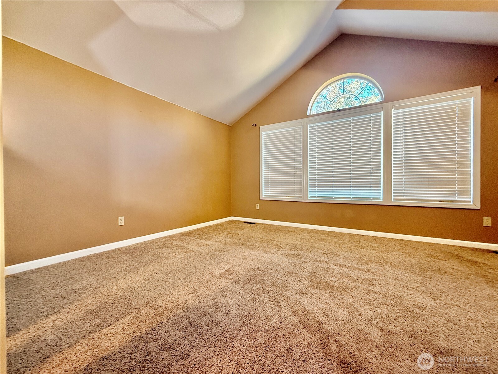 15827 Se 156th Court Property Photo 14