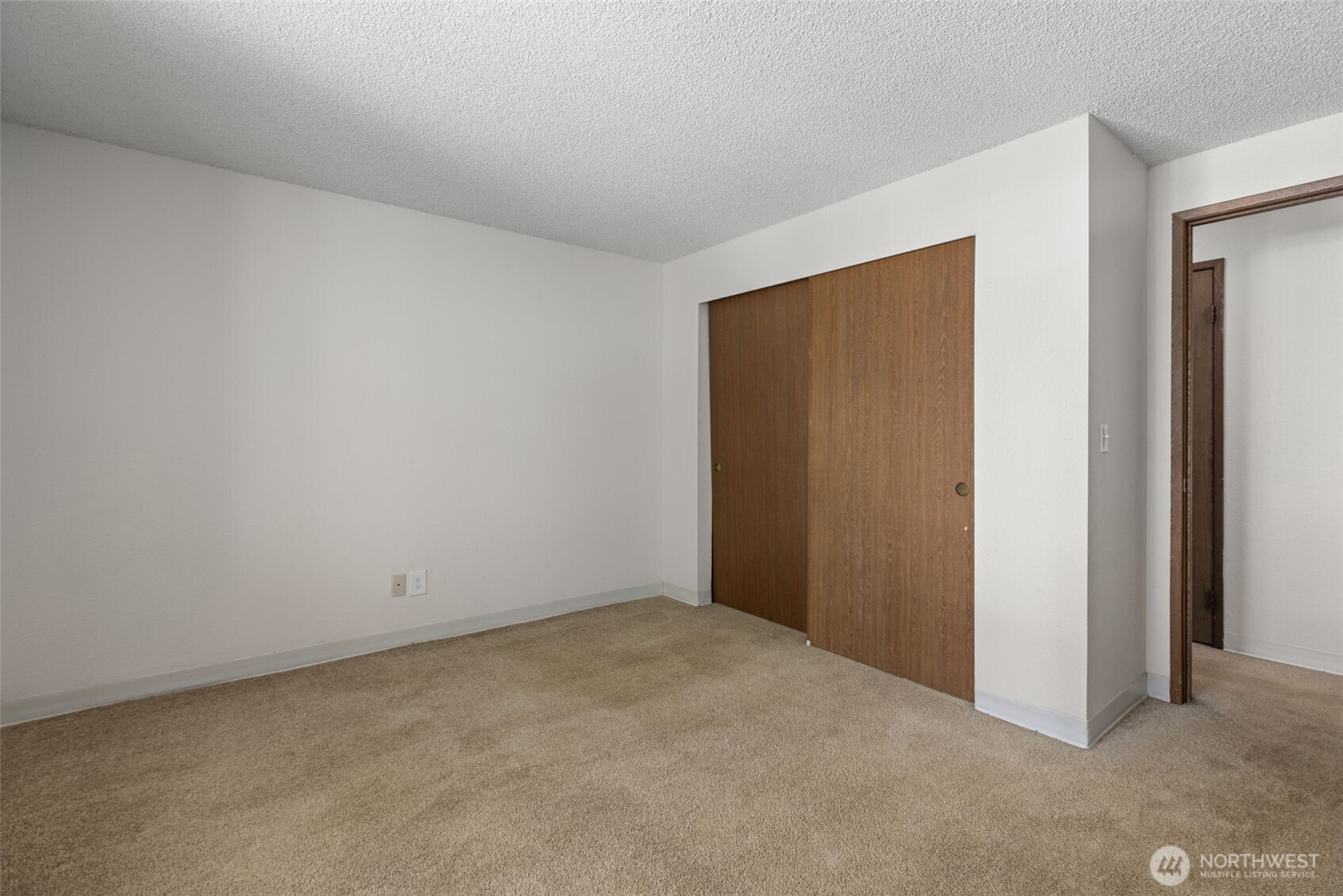 34025 1st Place Property Photo 24