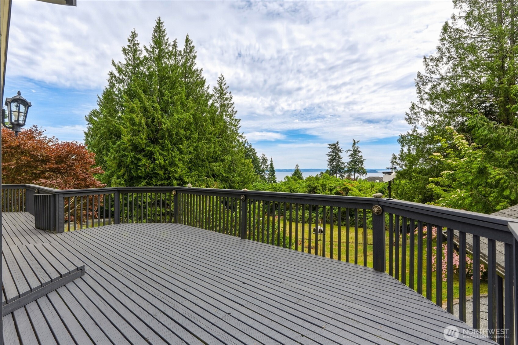 11525 76th Avenue Property Photo 8