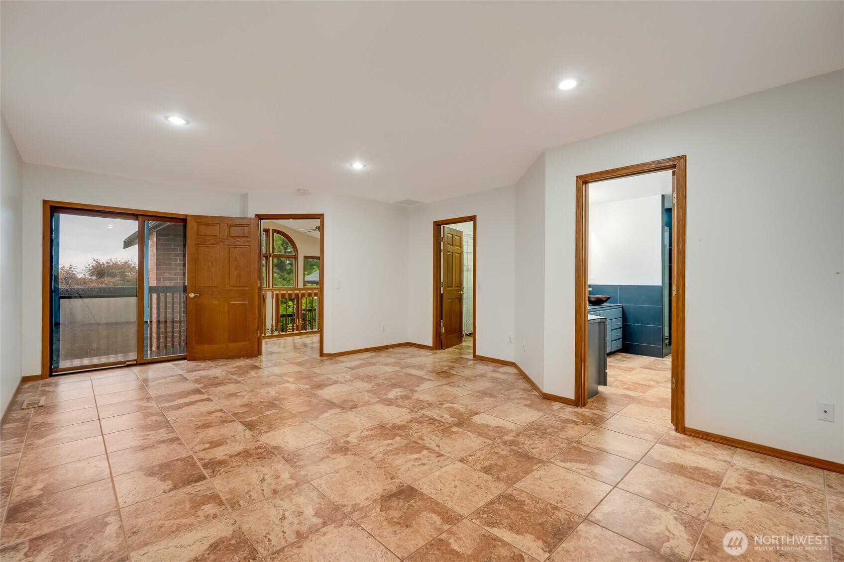 11525 76th Avenue Property Photo 19