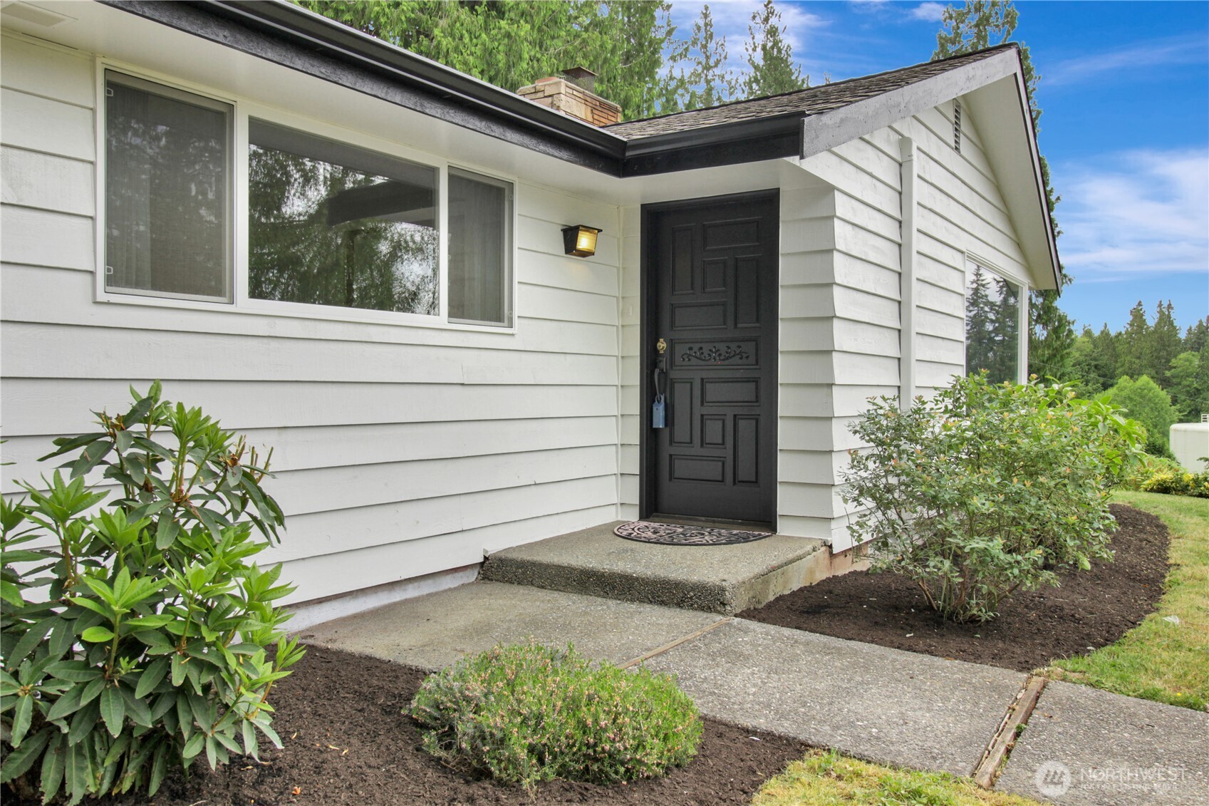 722 172nd Street Property Photo 4