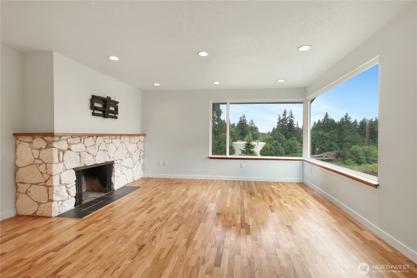 722 172nd Street Property Photo 6