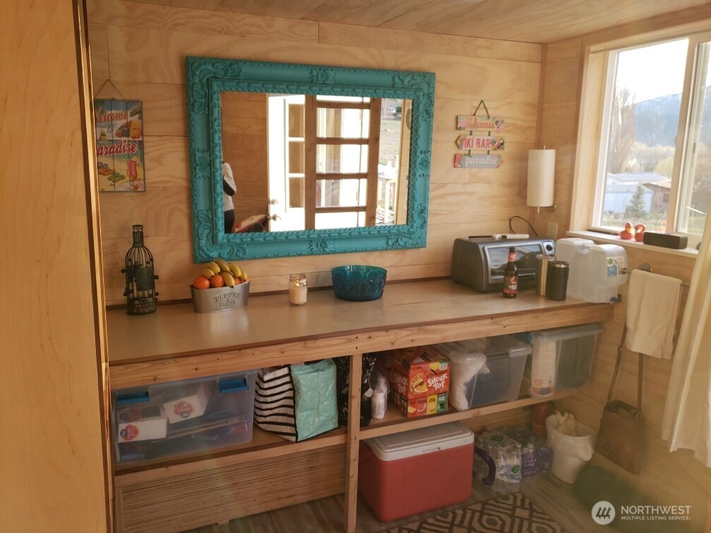 127 Hurley Lane Property Photo 4