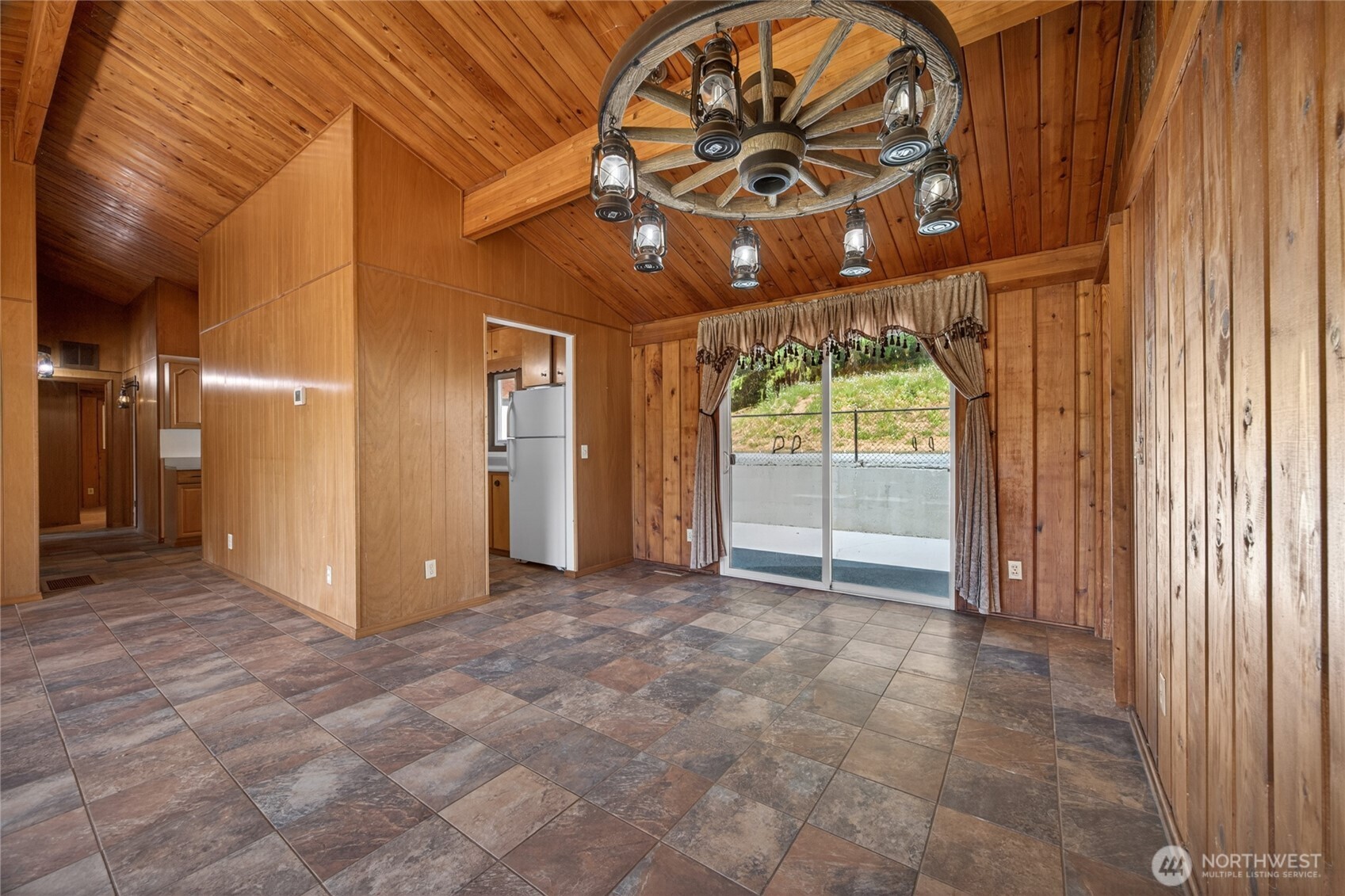 8442 Us Highway 12 Property Photo 16