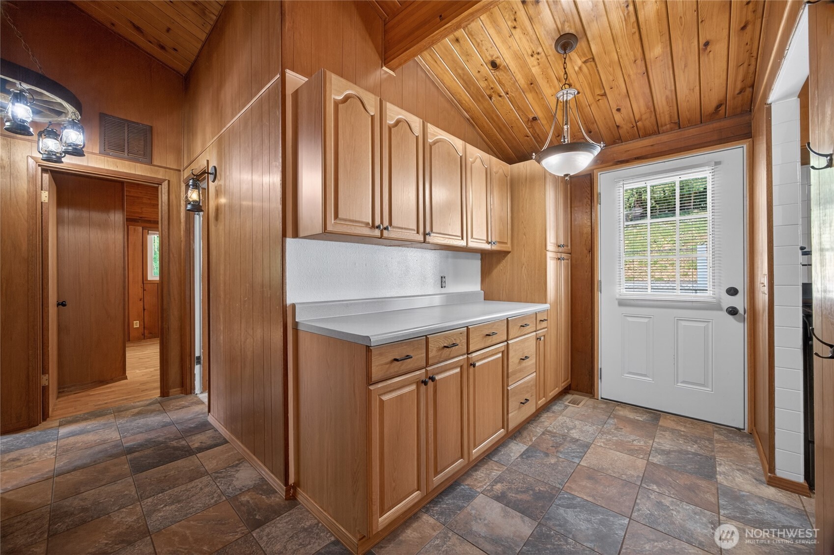8442 Us Highway 12 Property Photo 21