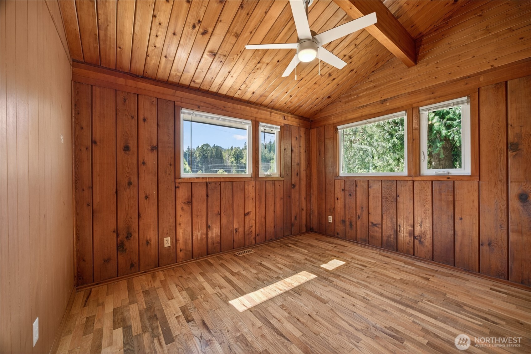 8442 Us Highway 12 Property Photo 22