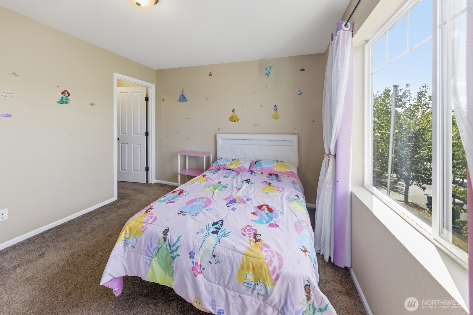 16475 Se Greenbrier Street Property Photo 19
