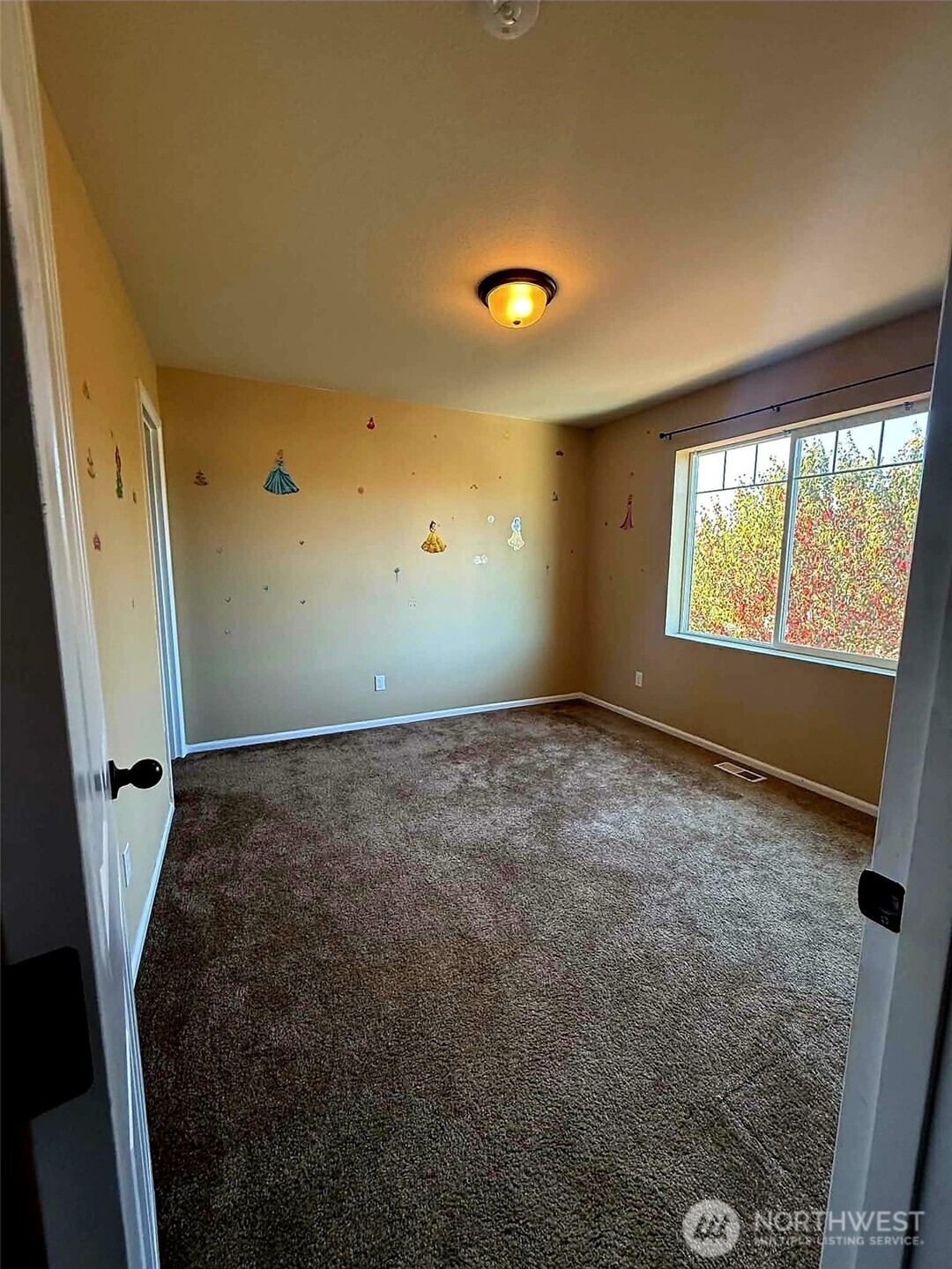 16475 Se Greenbrier Street Property Photo 19