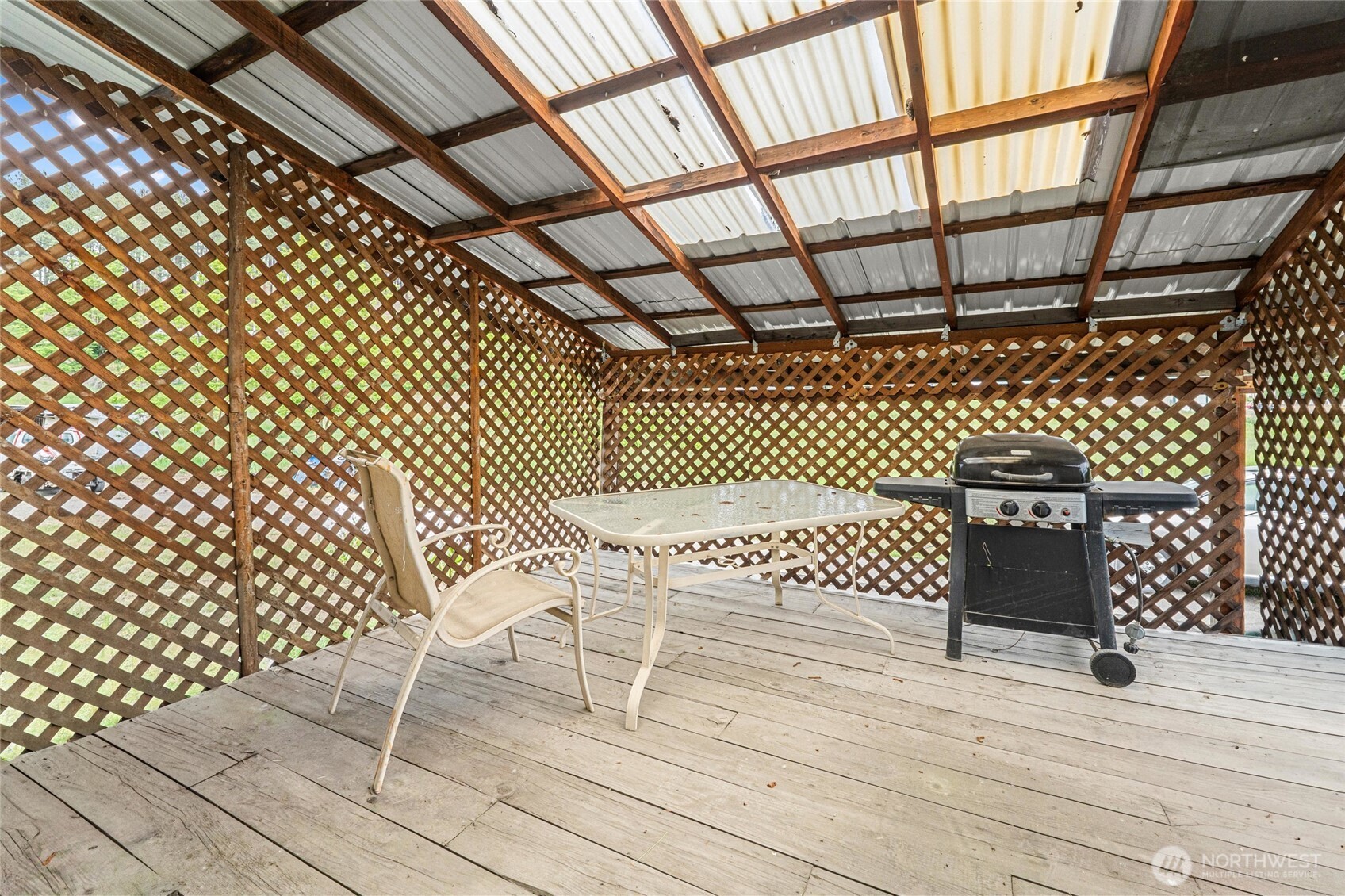 637 Hwy 20 Property Photo 23