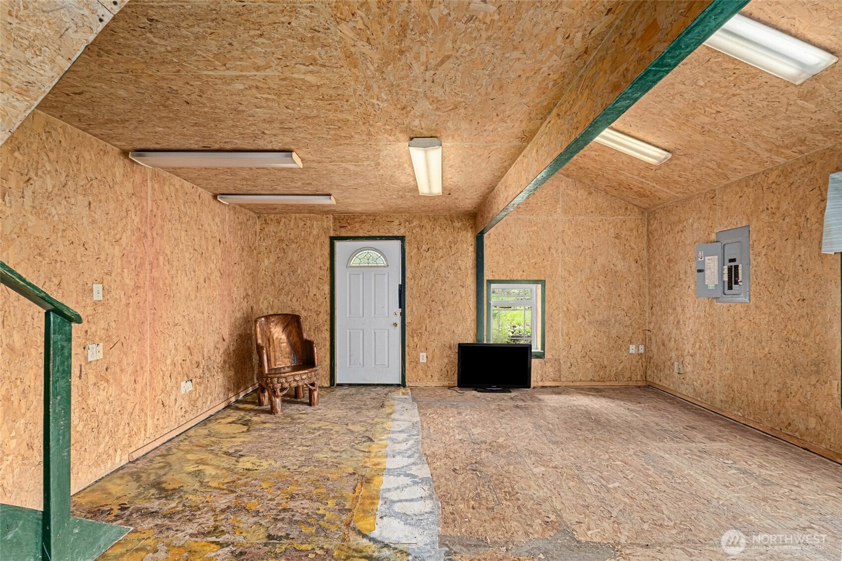637 Hwy 20 Property Photo 34