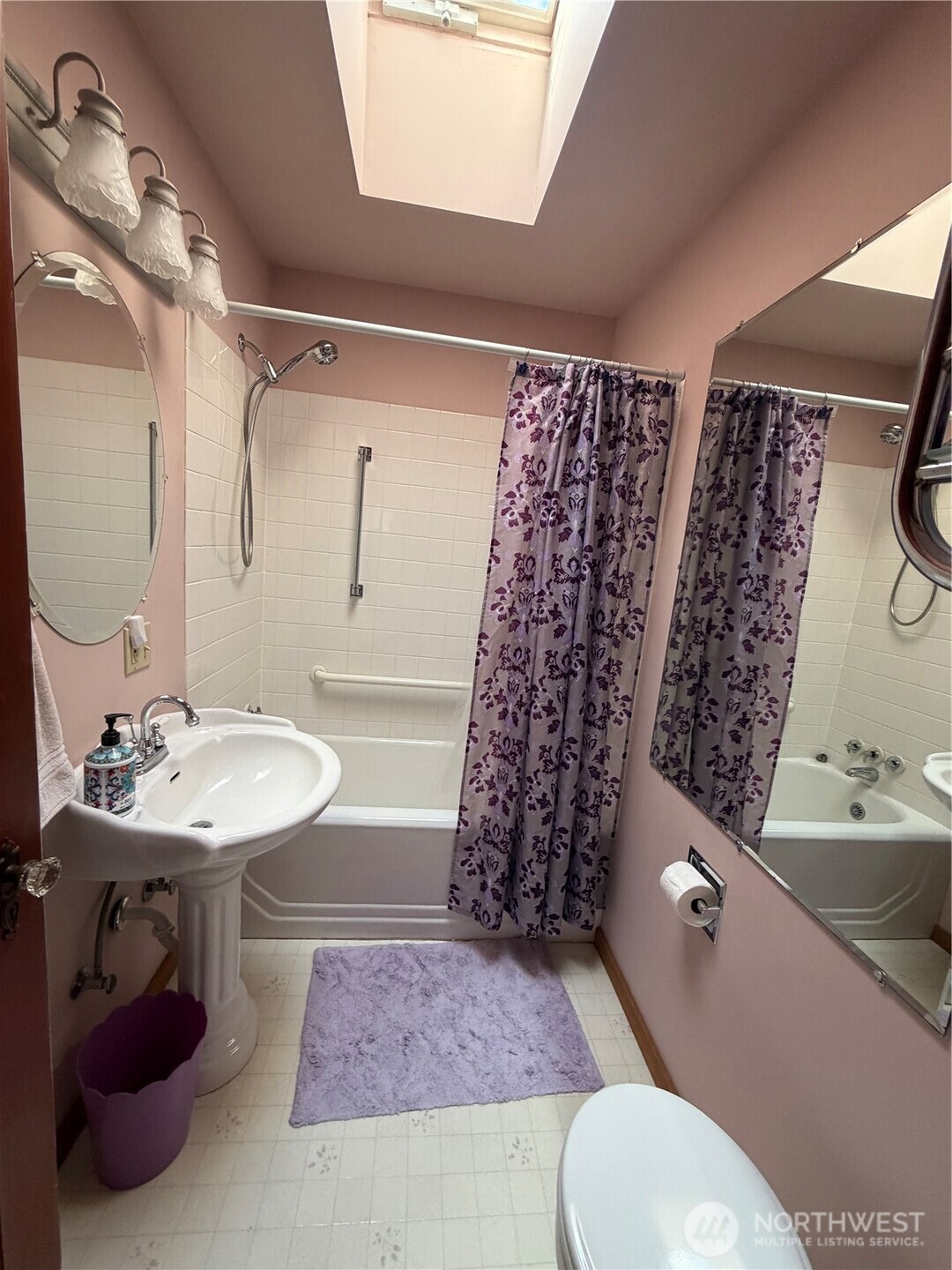 11223 Rhody Drive Property Photo 15