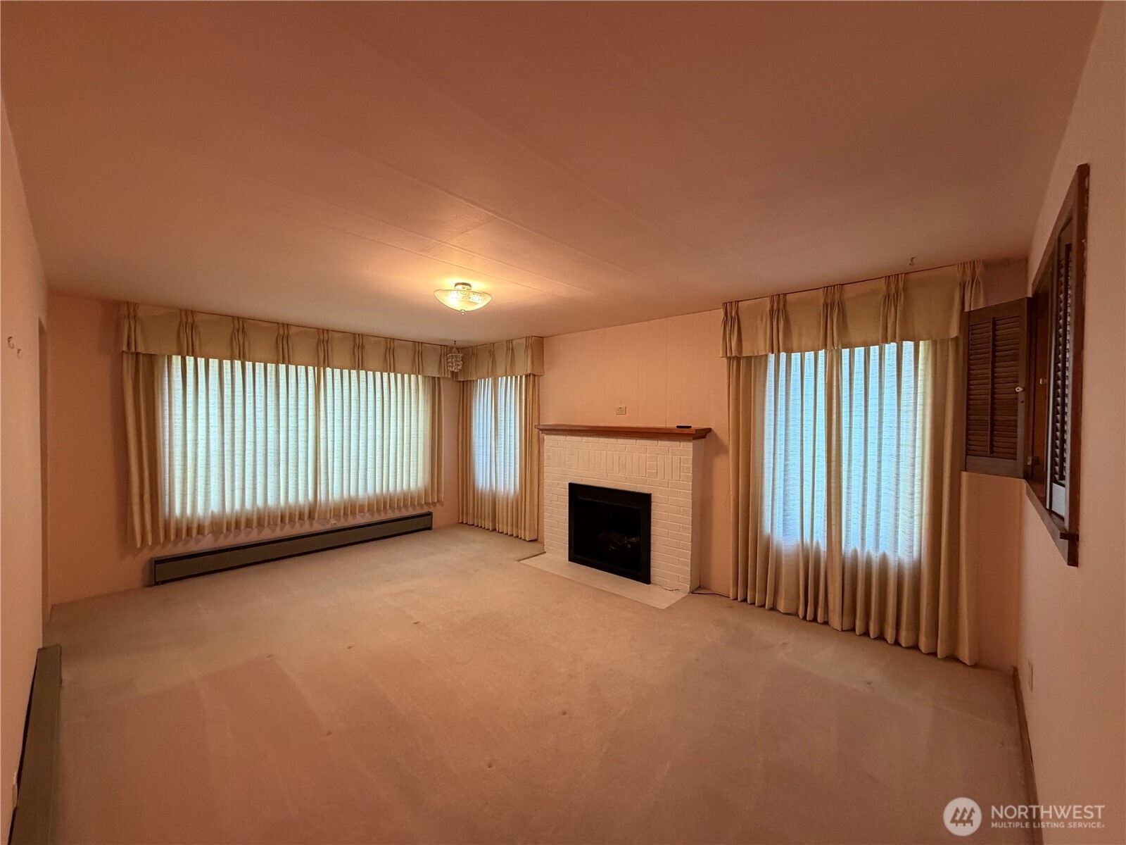 11223 Rhody Drive Property Photo 18